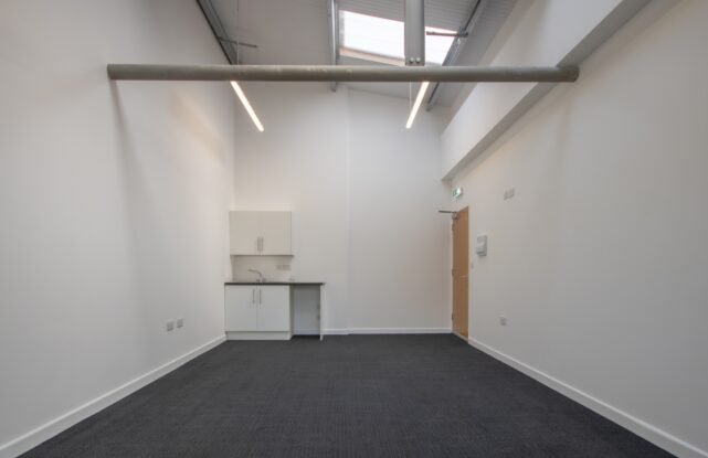 Coates H Office to Let Internal 2
