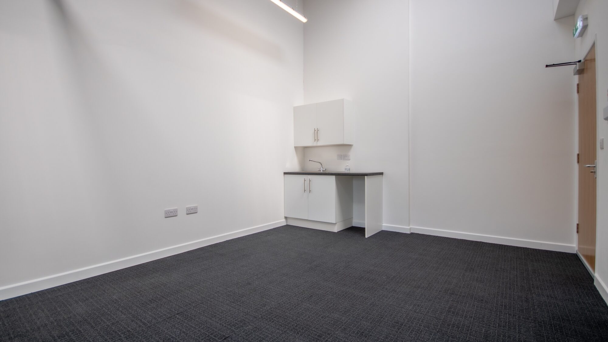 Coates H Office to Let Internal 3