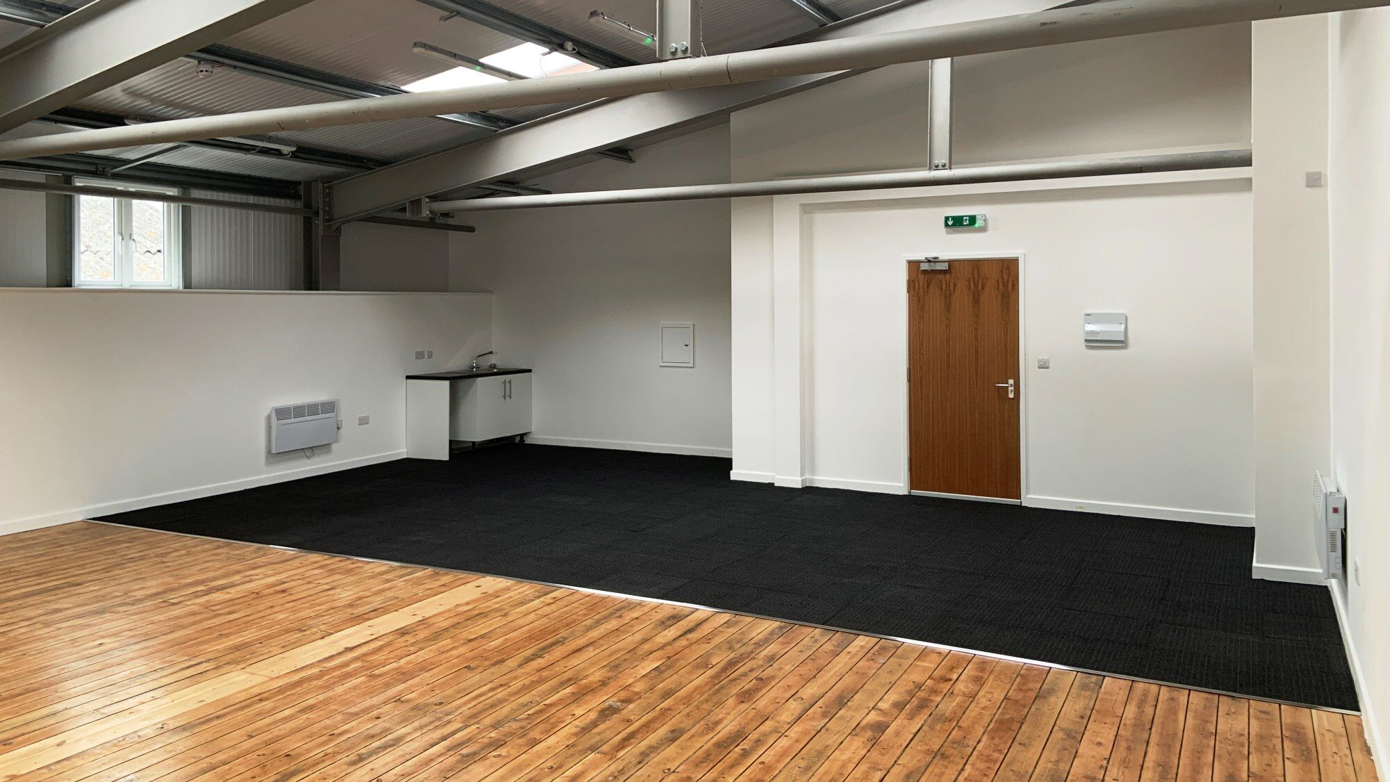 Coates J-K Office to Let Internal 3