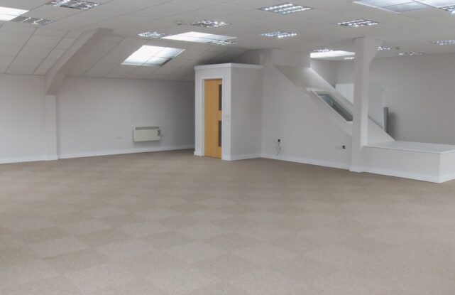 Kingscote A-B First Floor Office to Let Internal 6