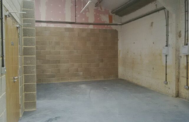 Kingscote F-G Storage to Let Internal 1