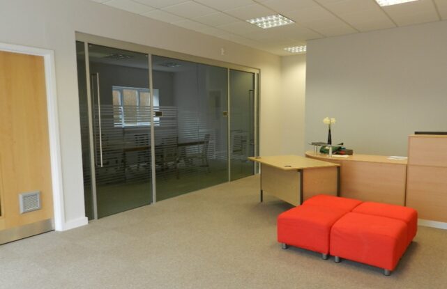 Kingscote G3 Office to Let Internal 1