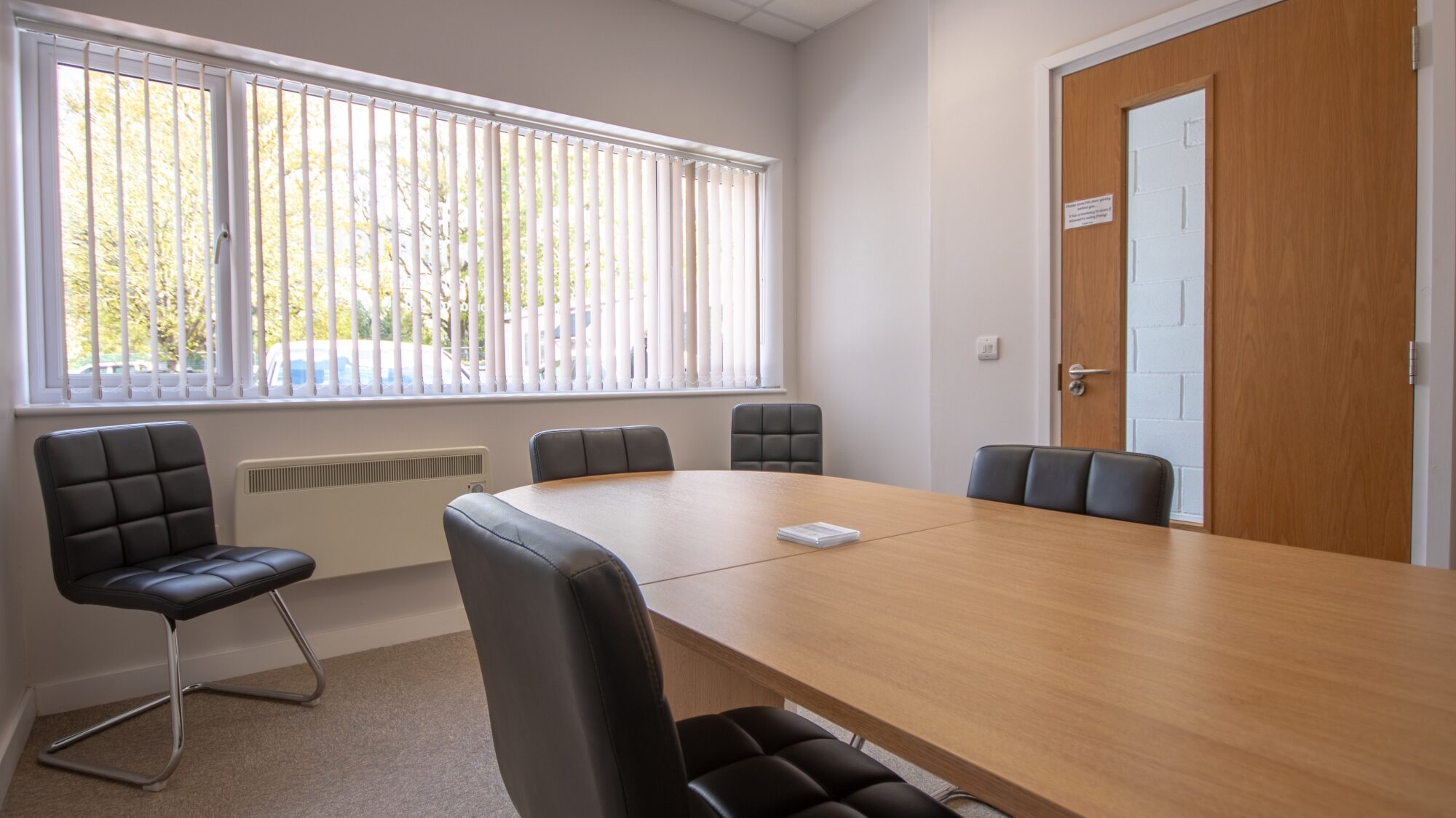 Kingscote G5 Office to Let Internal 1