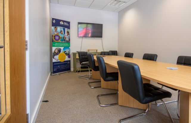 Kingscote G5 Office to Let Internal 2